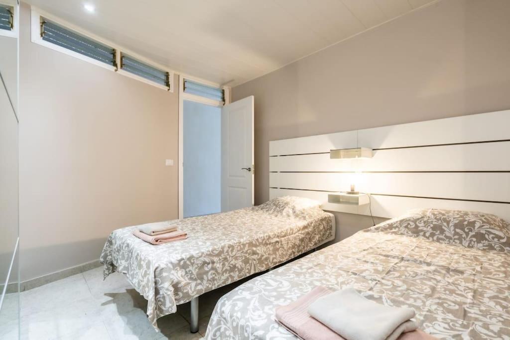 Apartamento En Primera Linea En Los Cristianos Appartement Los Cristianos  Buitenkant foto